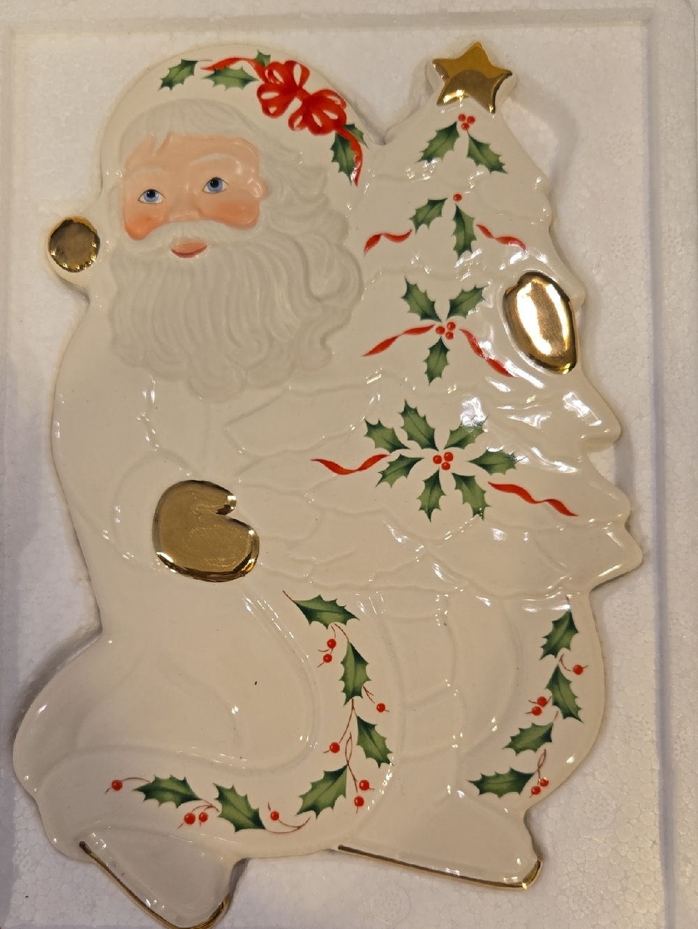 Lenox White Ceramic Santa with Gold Accents and Holly Trim Serving Platter